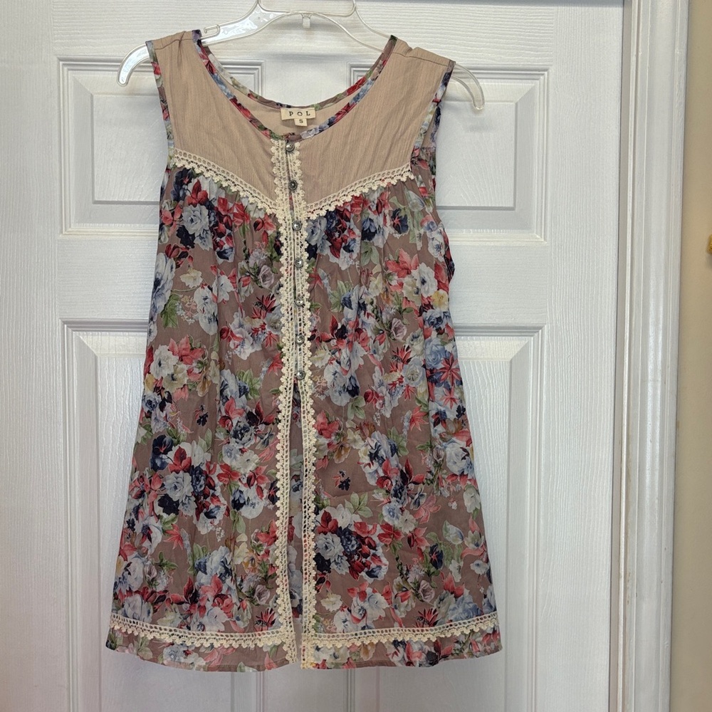 POL Floral-khaki, red and blue Sleeveless Tunic with Cream Lace Trim Small New